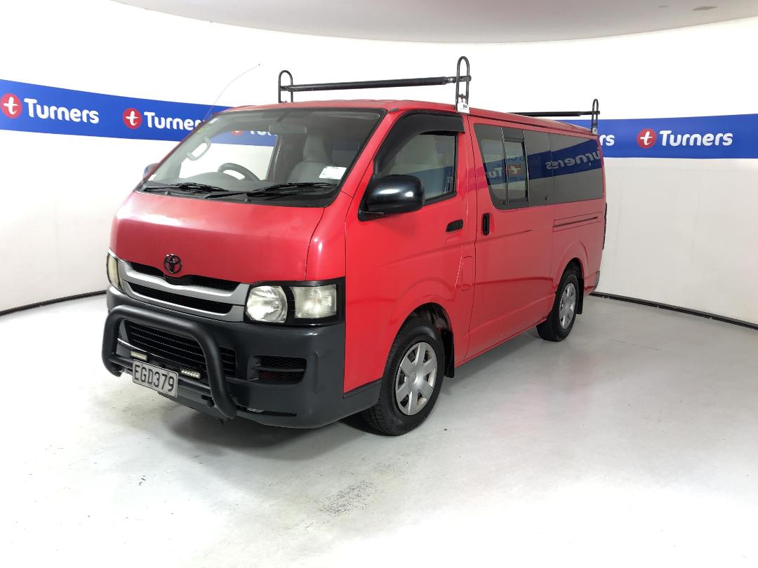 Photo '4' of Toyota Hiace