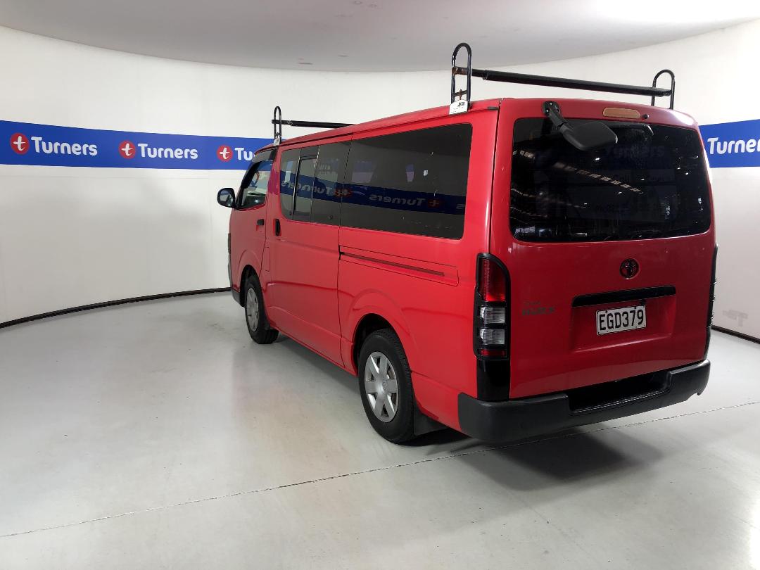 Photo '5' of Toyota Hiace