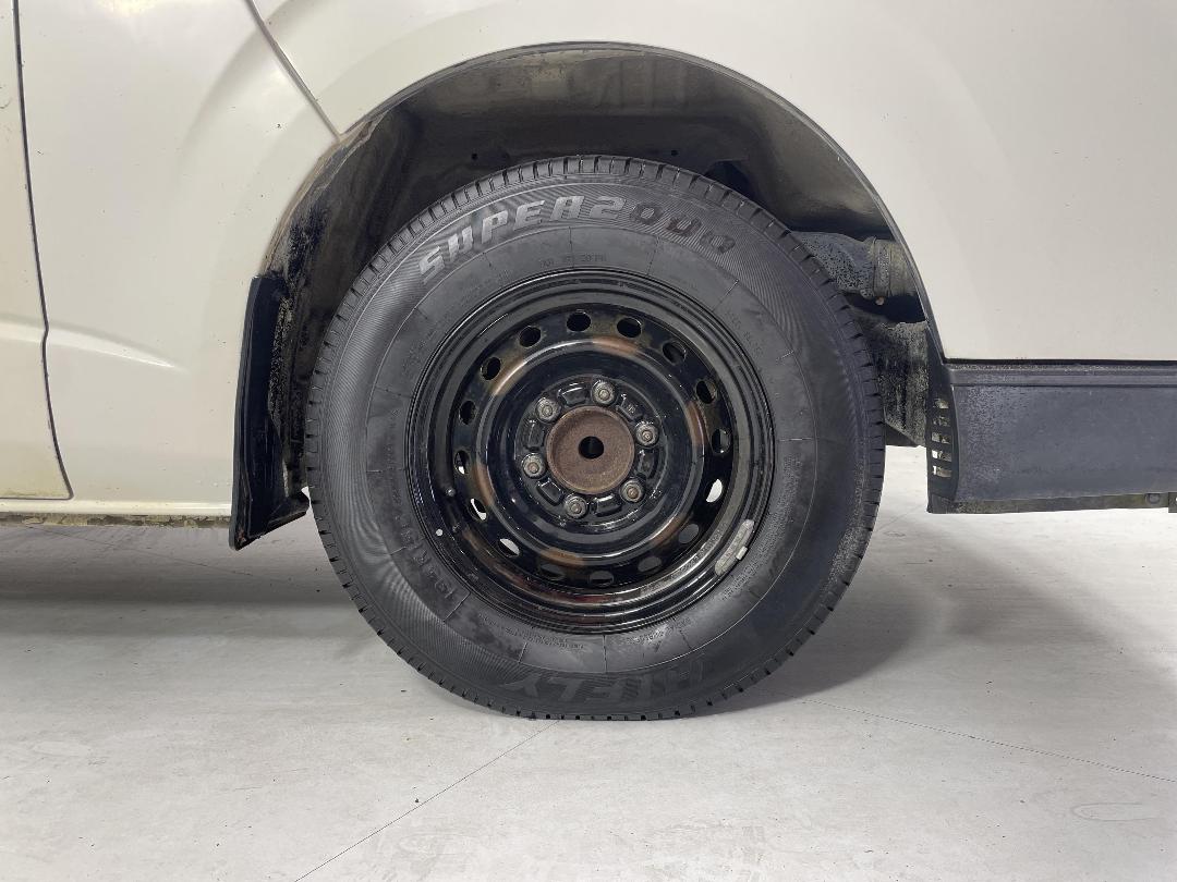 Photo '9' of Toyota Hiace