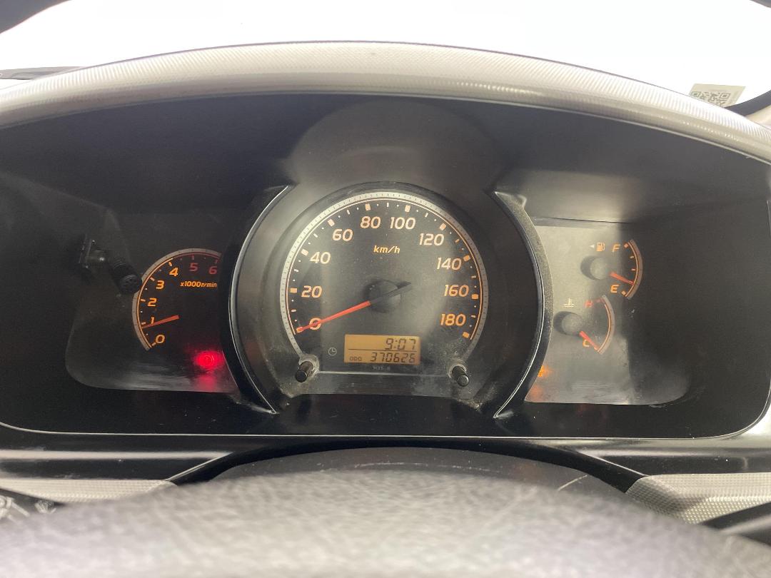 Photo '20' of Toyota Hiace