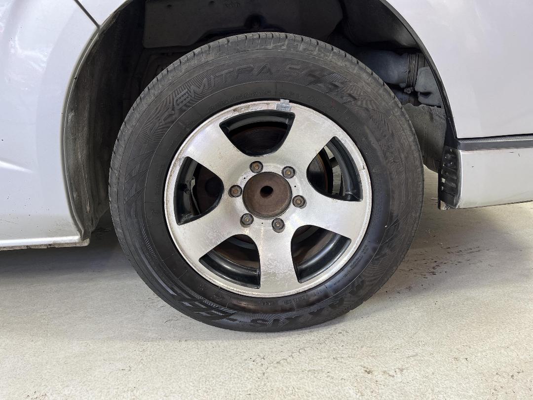 Photo '9' of Toyota Hiace Photo '9' of Toyota Hiace