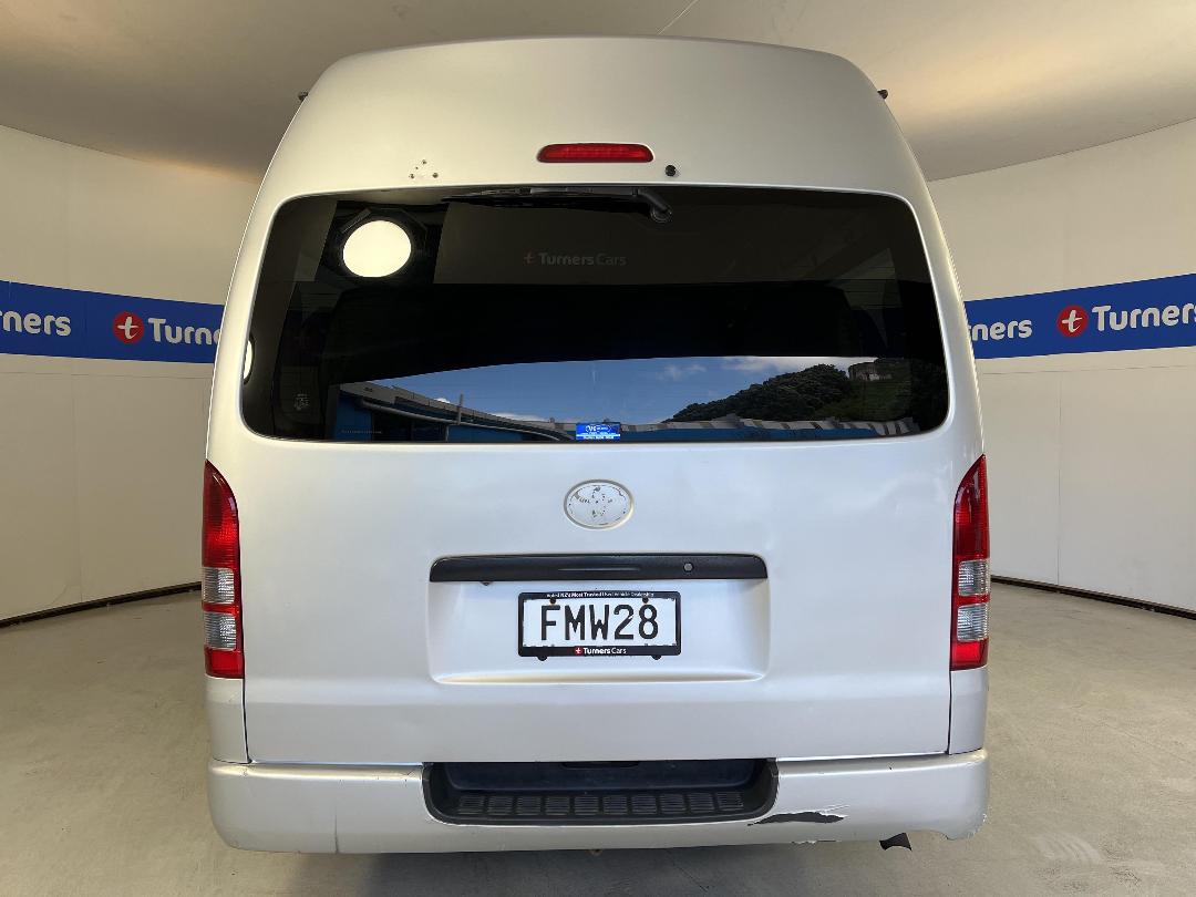 Photo '6' of Toyota Hiace Photo '6' of Toyota Hiace