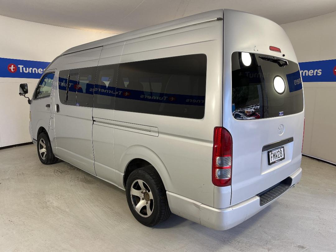 Photo '5' of Toyota Hiace Photo '5' of Toyota Hiace