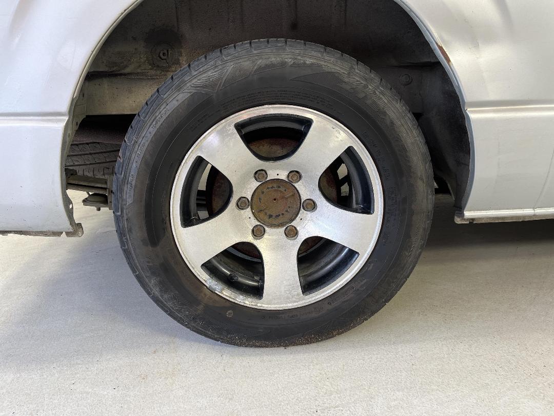 Photo '12' of Toyota Hiace Photo '12' of Toyota Hiace