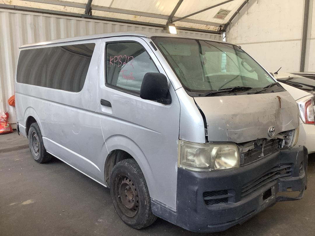 Photo '4' of Toyota Hiace