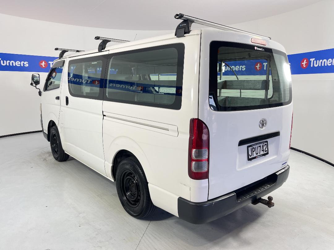Photo '5' of Toyota Hiace Photo '5' of Toyota Hiace