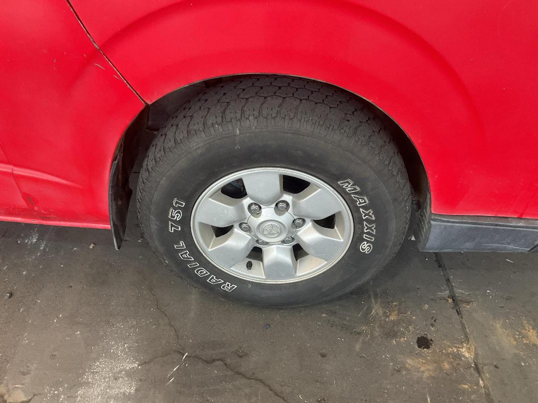 Photo '2' of Toyota Hiace T ZX