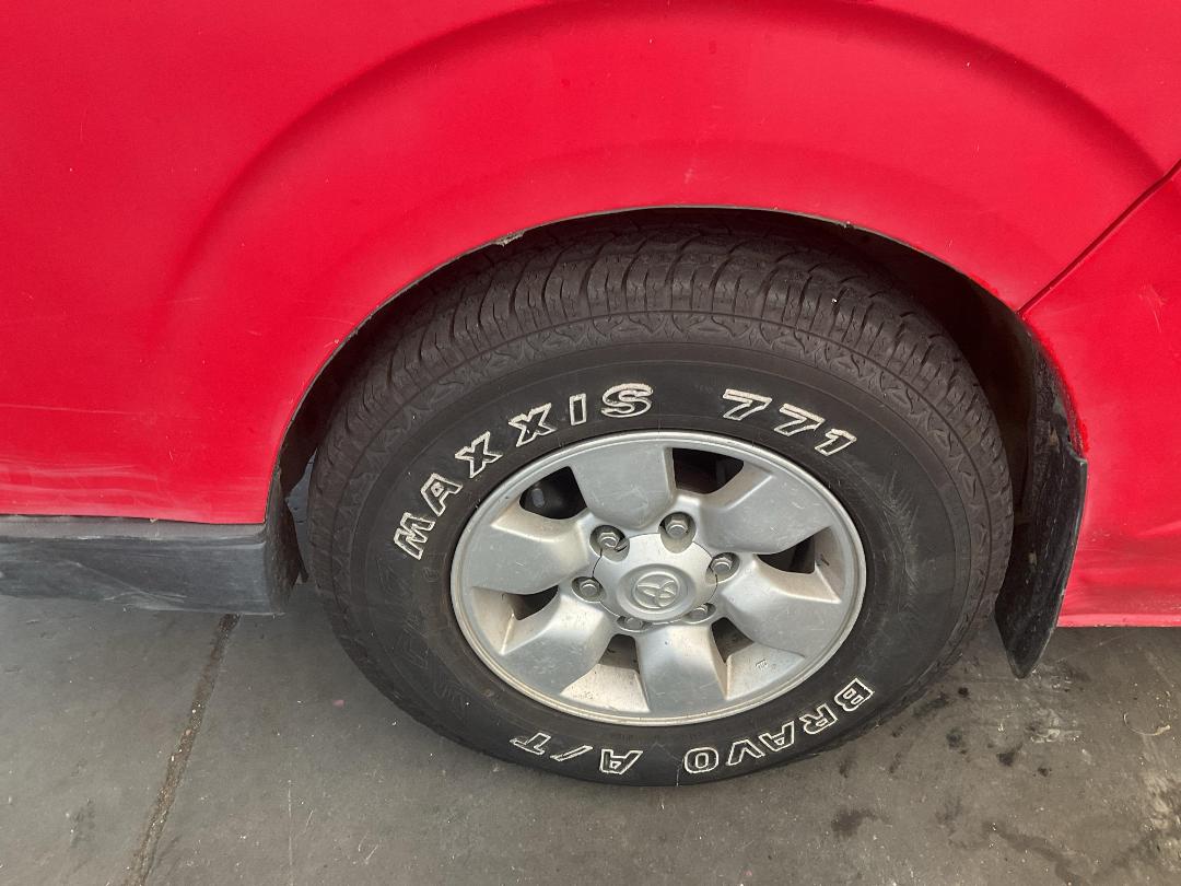 Photo '11' of Toyota Hiace T ZX