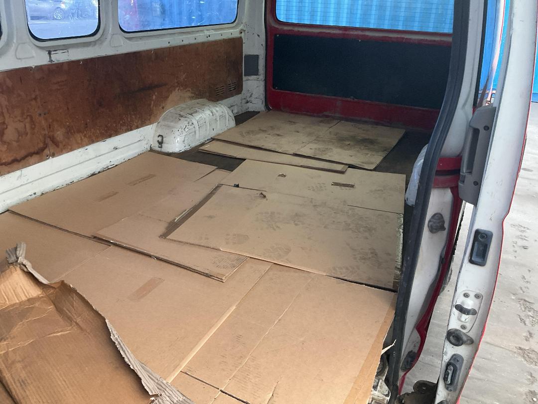 Photo '38' of Toyota Hiace T ZX