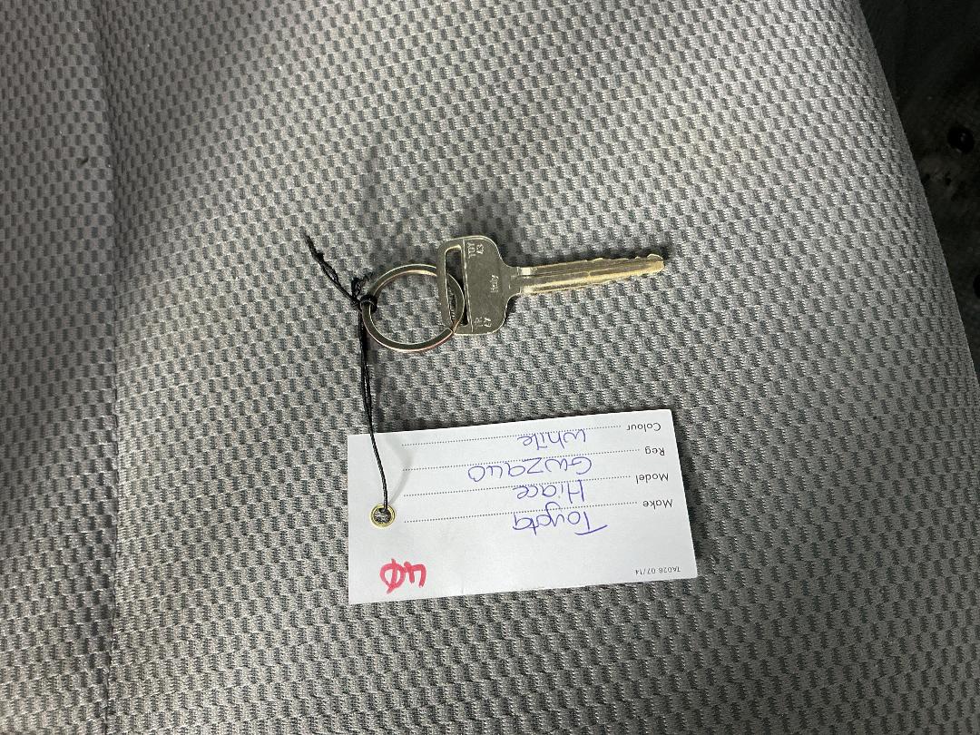 Photo '21' of Toyota Hiace