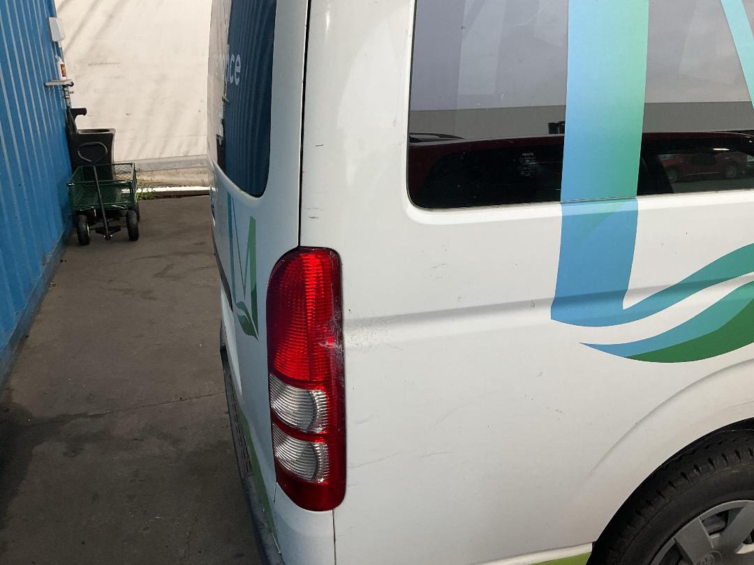 Photo '22' of Toyota Hiace Photo '22' of Toyota Hiace