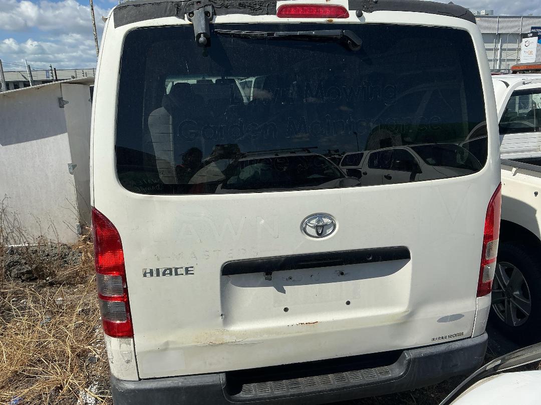 Photo '6' of Toyota Hiace