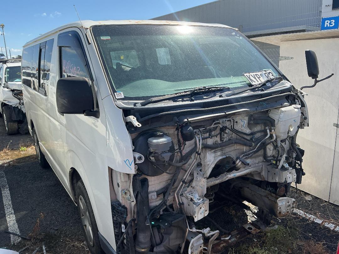 Photo '2' of Toyota Hiace