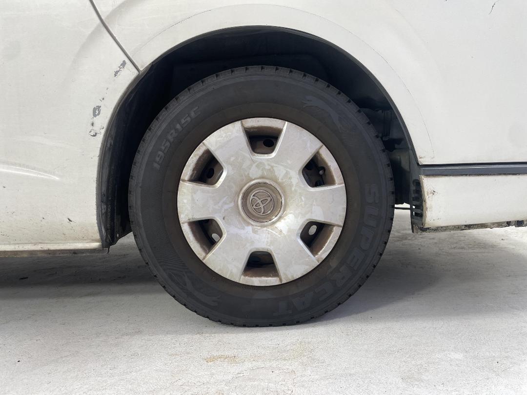 Photo '2' of Toyota Hiace Photo '2' of Toyota Hiace