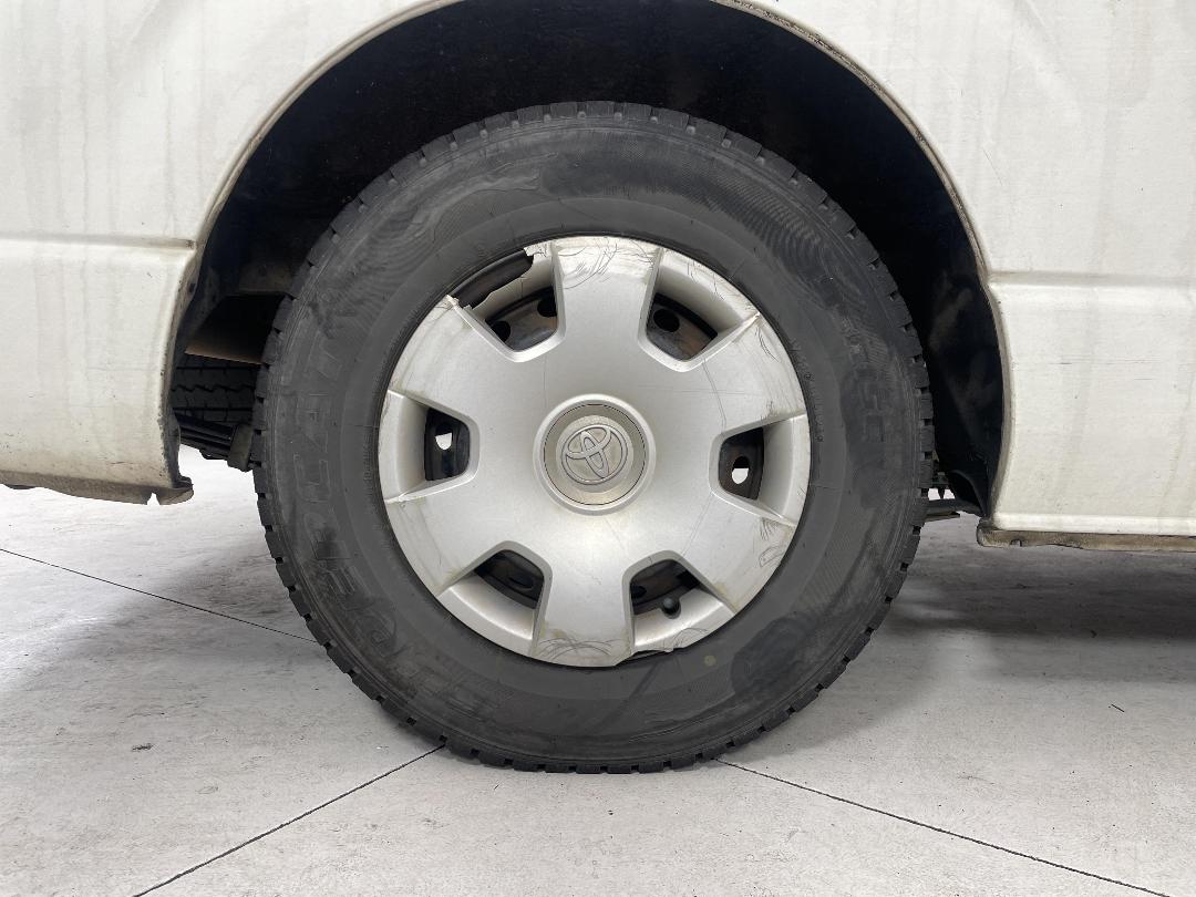 Photo '8' of Toyota Hiace Photo '8' of Toyota Hiace