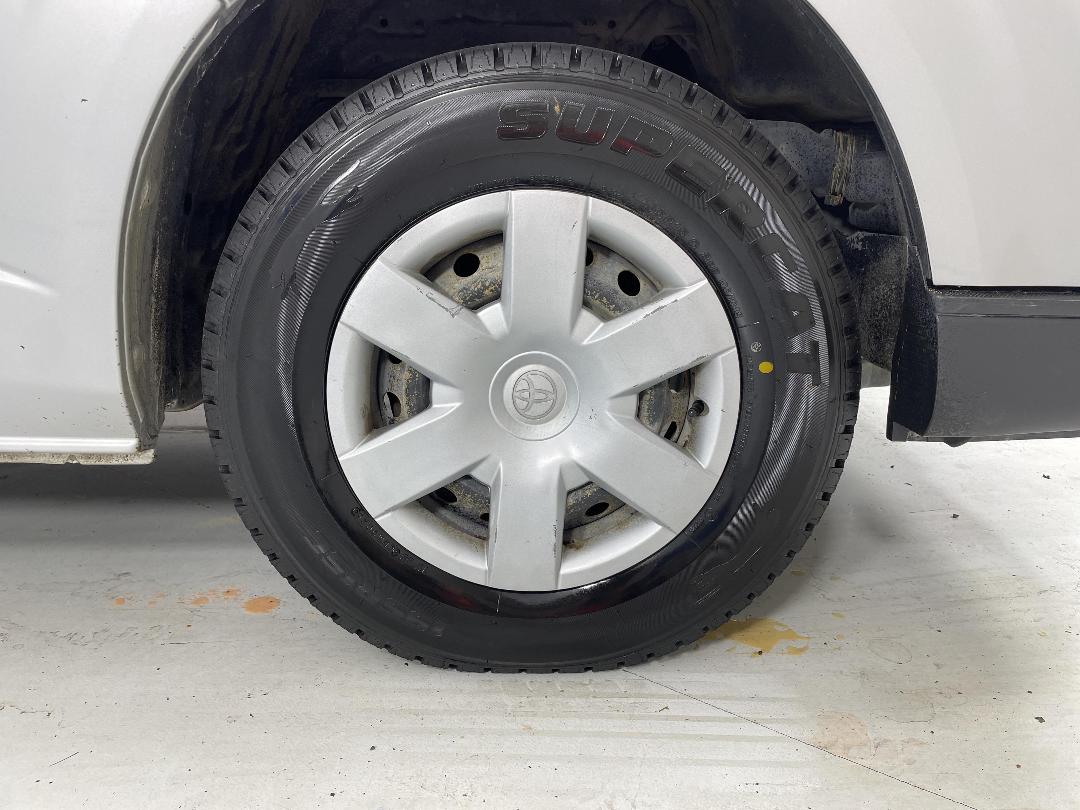 Photo '9' of Toyota Hiace