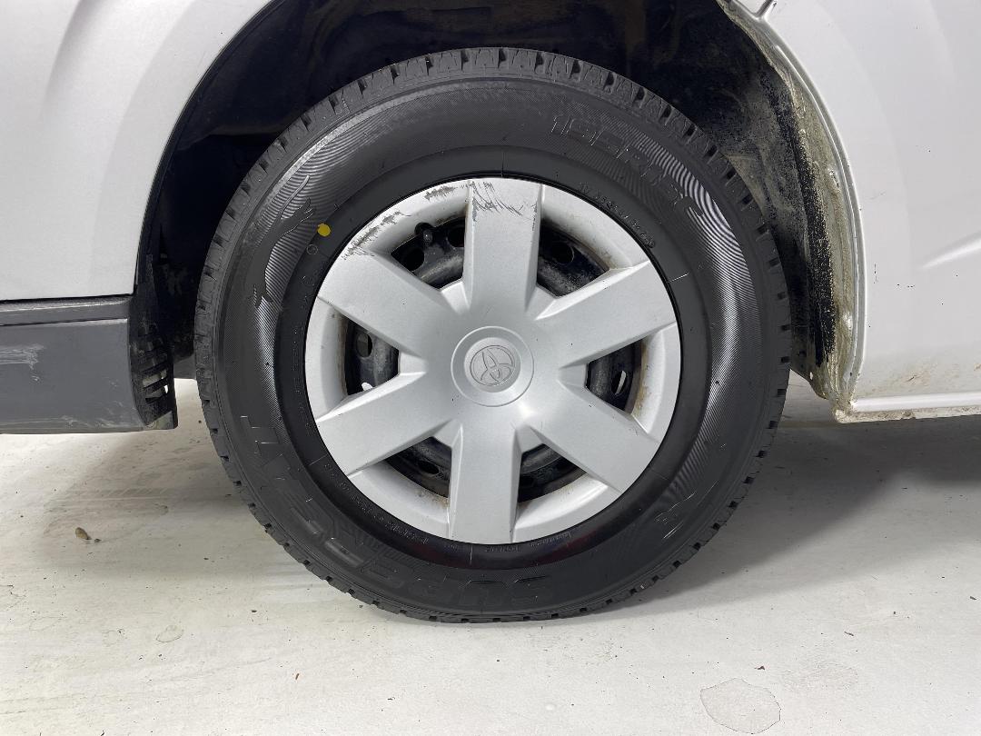 Photo '10' of Toyota Hiace