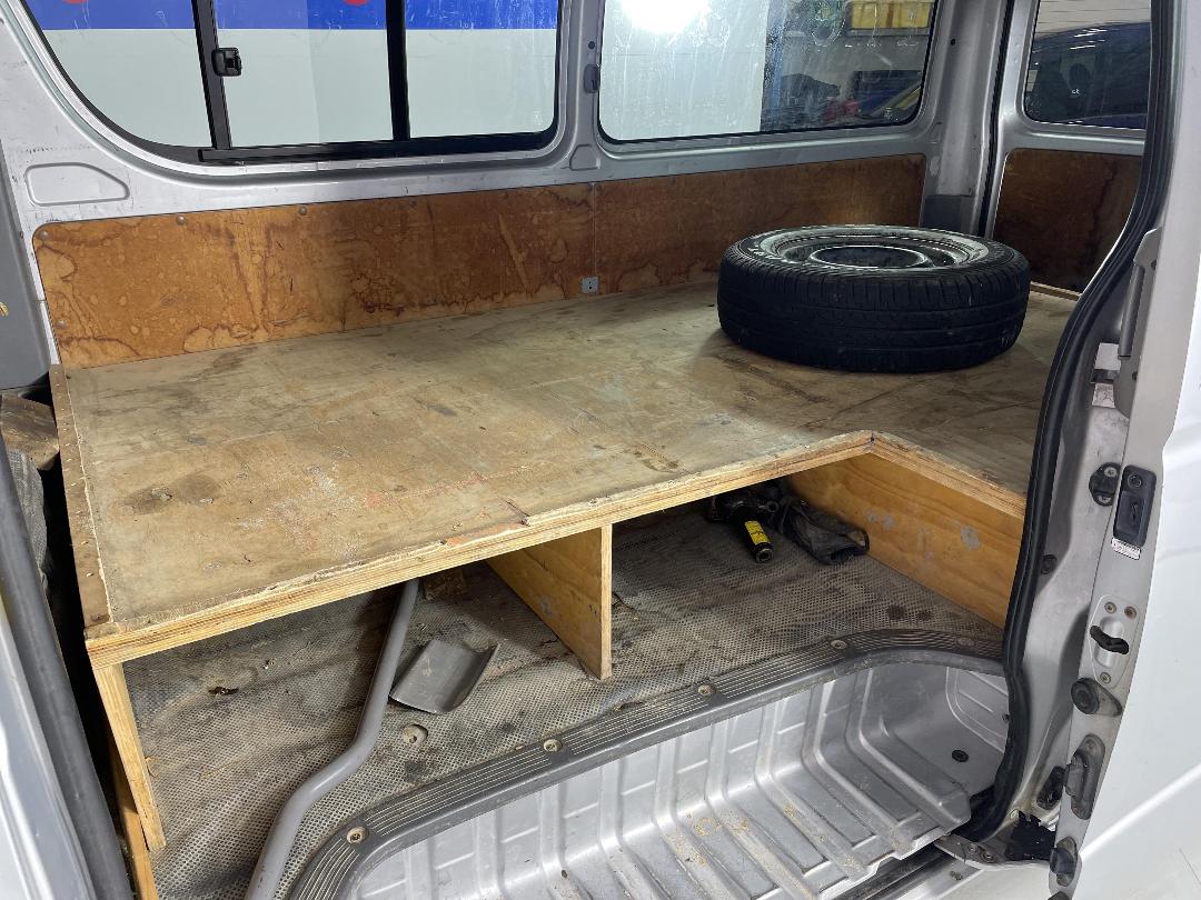 Photo '19' of Toyota Hiace