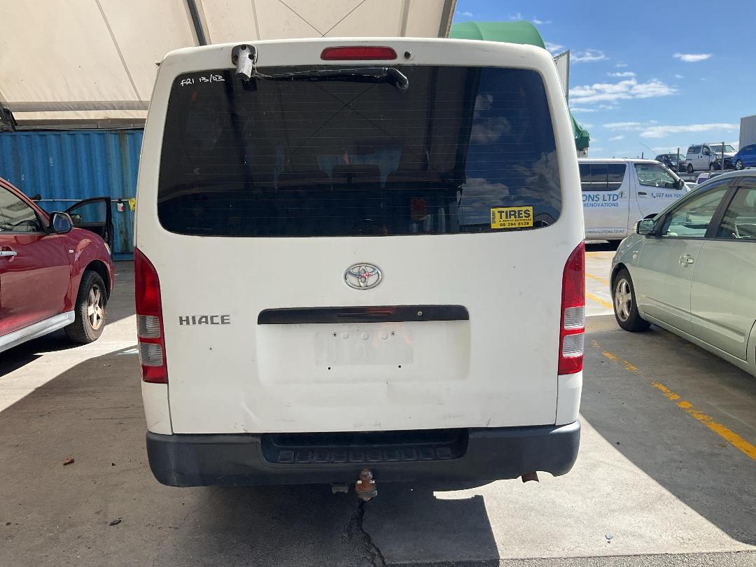 Photo '5' of Toyota Hiace Regius ACE