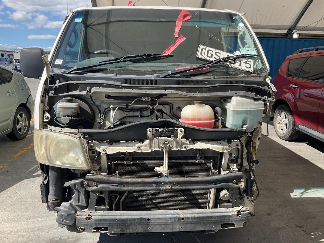 Photo '2' of Toyota Hiace Regius ACE