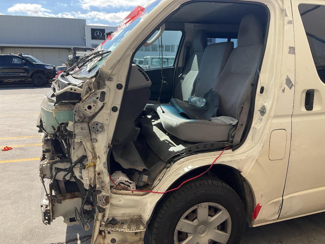 Photo '19' of Toyota Hiace Regius ACE