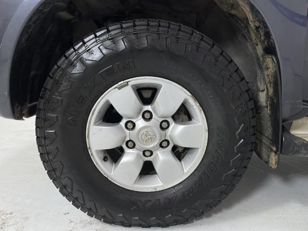 Photo '10' of Toyota Hilux Photo '10' of Toyota Hilux