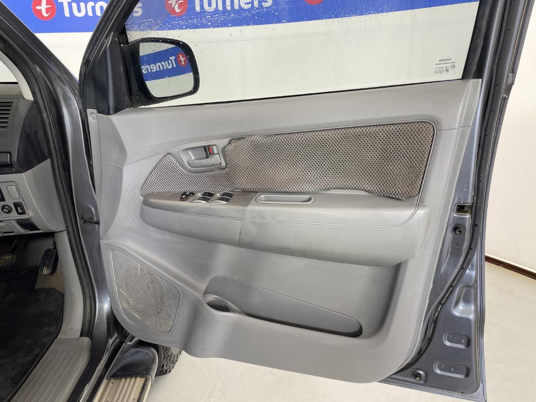 Photo '15' of Toyota Hilux Photo '15' of Toyota Hilux