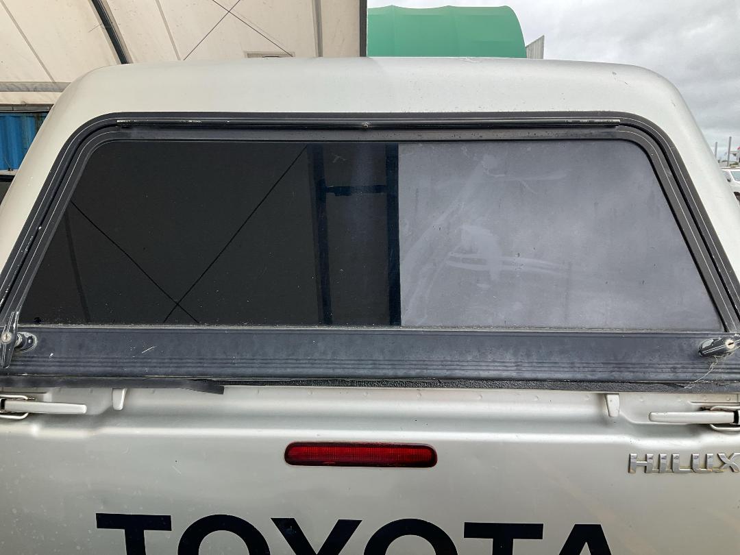 Photo '32' of Toyota Hilux TD D/C