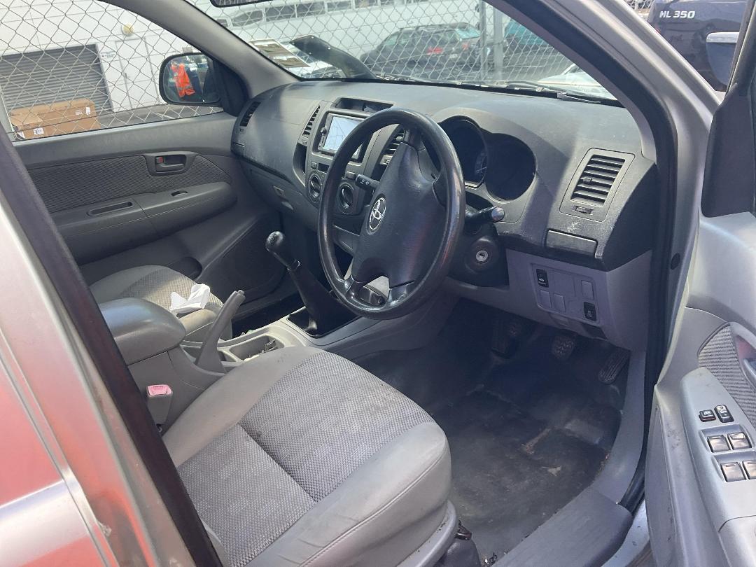 Photo '10' of Toyota Hilux TD D/C