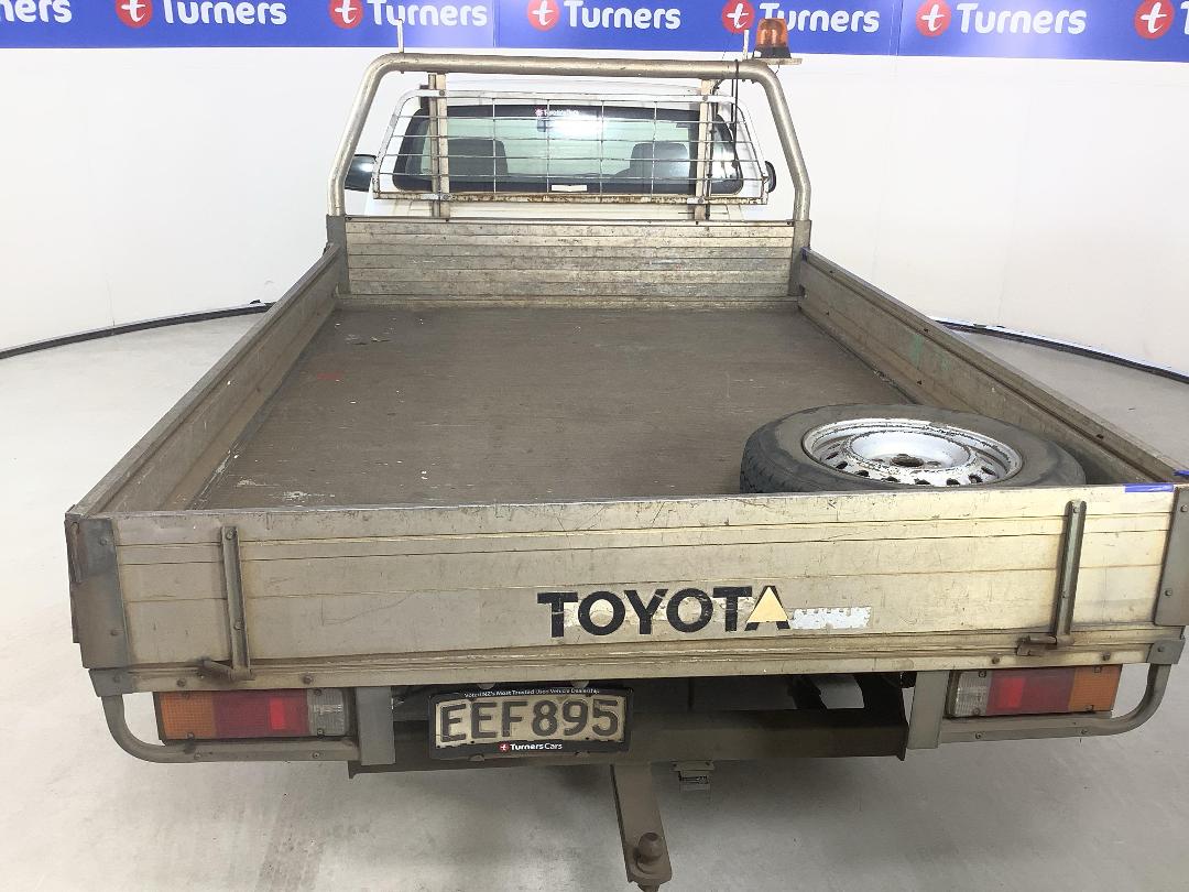 Photo '14' of Toyota Hilux Photo '14' of Toyota Hilux