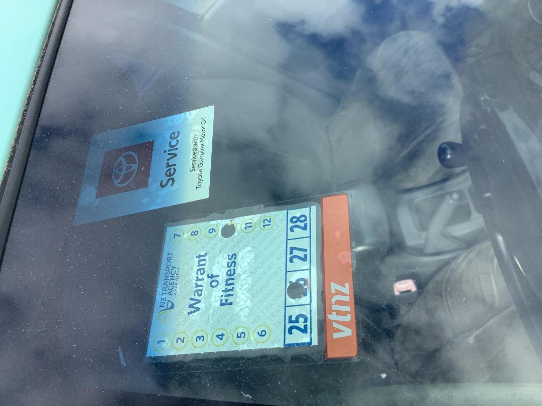 Photo '16' of Toyota Hilux TD DCU Photo '16' of Toyota Hilux TD DCU