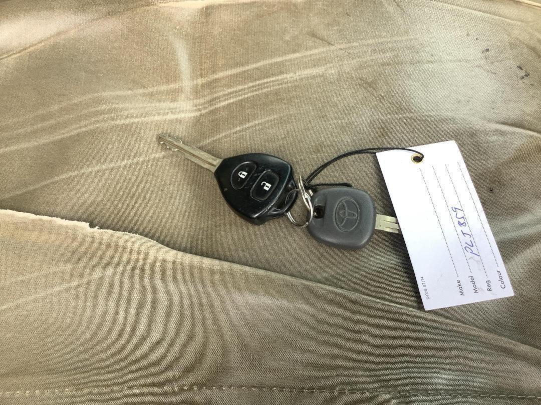 Photo '13' of Toyota Hilux TD DCU Photo '13' of Toyota Hilux TD DCU