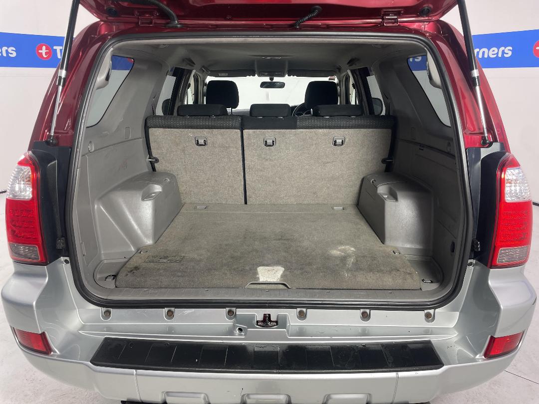 Photo '14' of Toyota Hilux