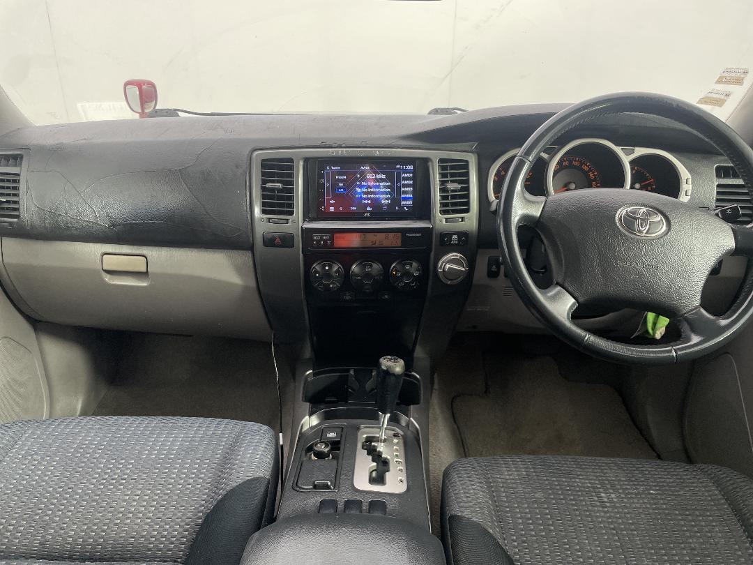 Photo '17' of Toyota Hilux