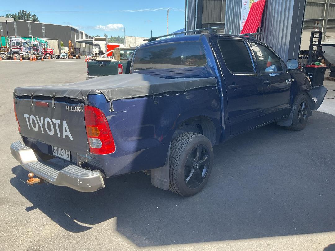 Photo '4' of Toyota Hilux TD D/C