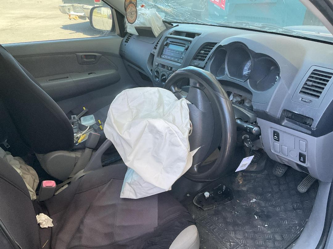 Photo '18' of Toyota Hilux TD D/C