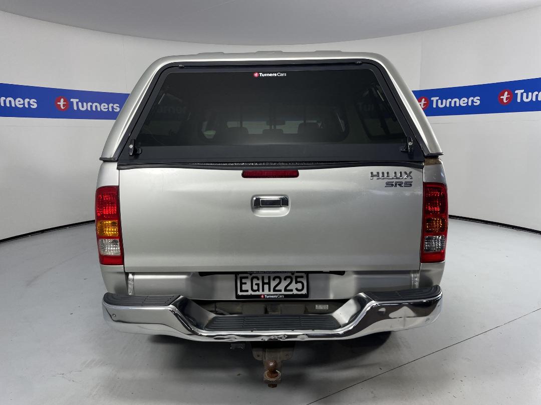 Photo '6' of Toyota Hilux