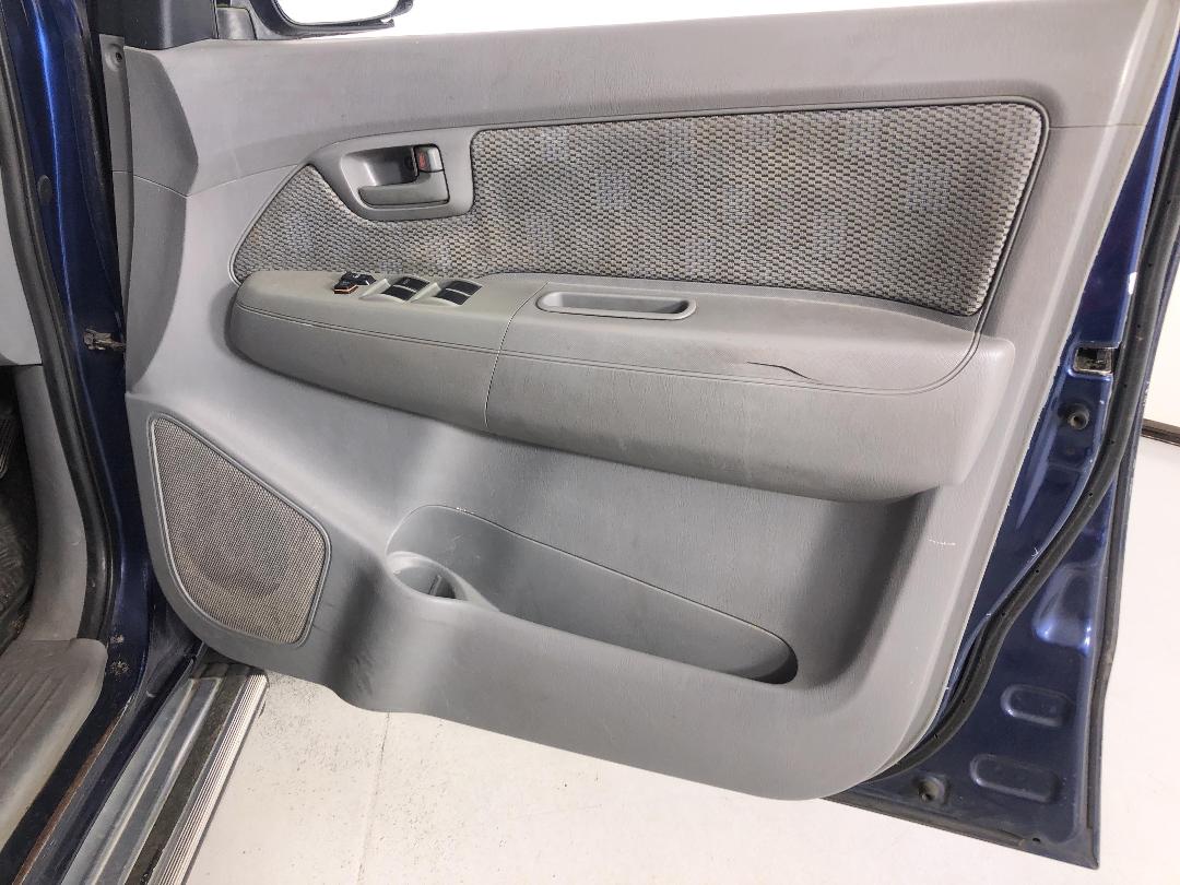 Photo '13' of Toyota Hilux TD D/C