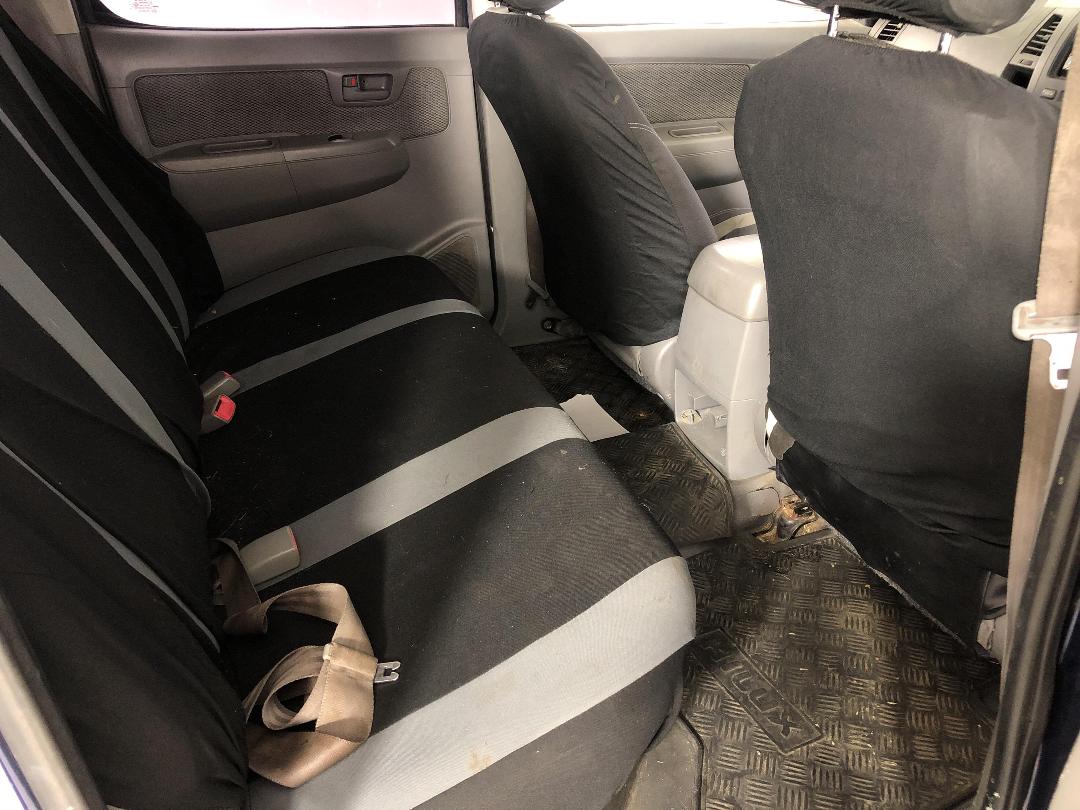 Photo '18' of Toyota Hilux TD D/C