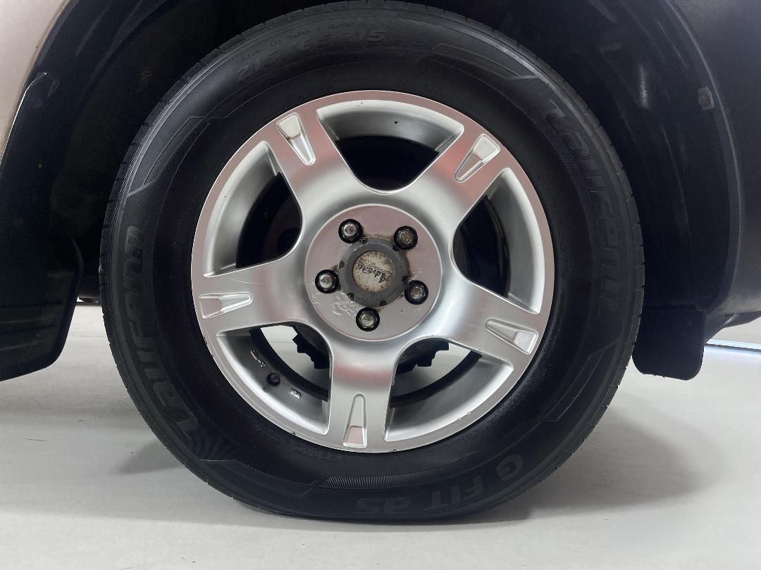 Photo '9' of Toyota Hilux