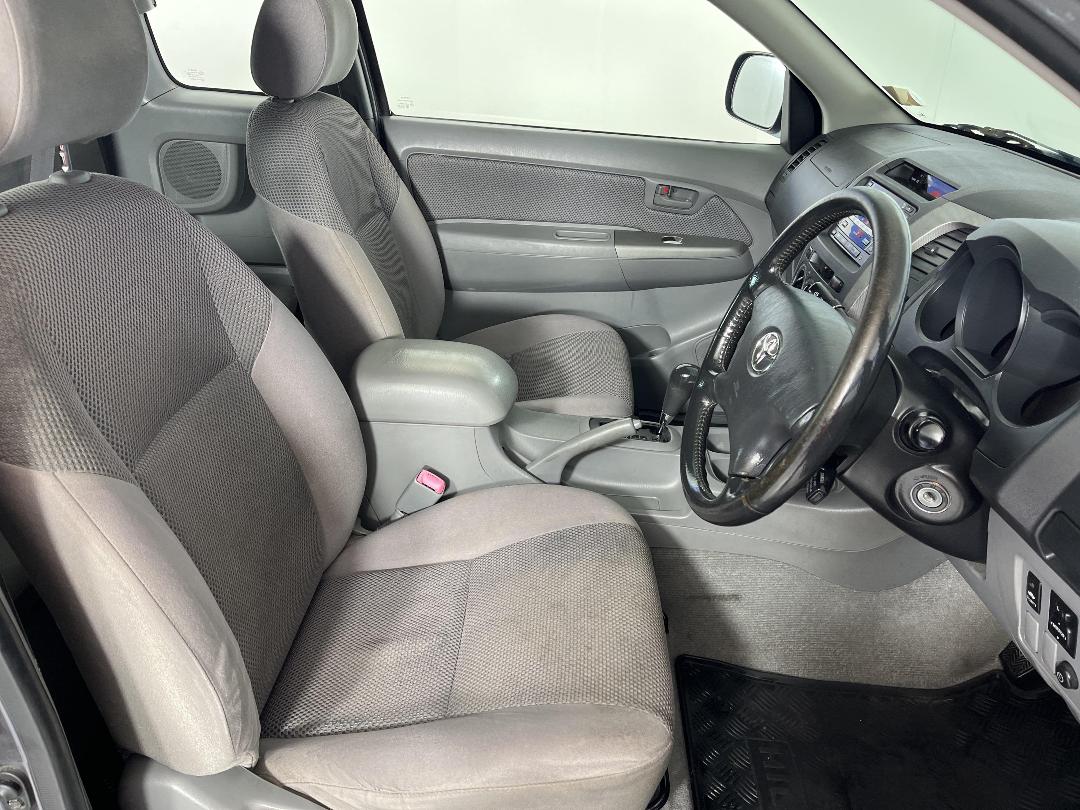 Photo '16' of Toyota Hilux Photo '16' of Toyota Hilux