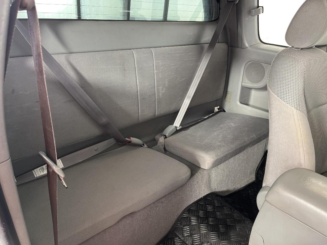 Photo '19' of Toyota Hilux Photo '19' of Toyota Hilux