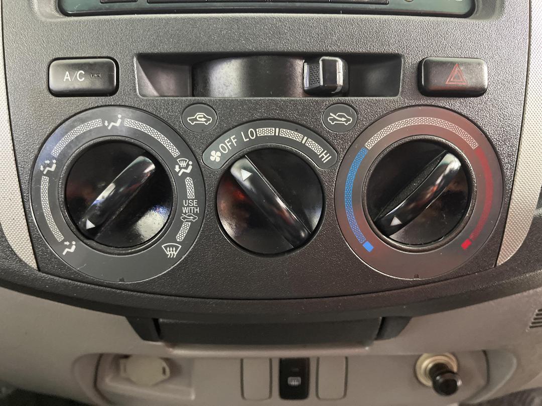 Photo '22' of Toyota Hilux Photo '22' of Toyota Hilux