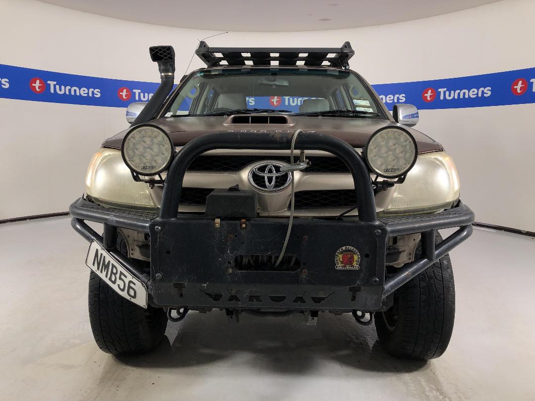Photo '2' of Toyota Hilux