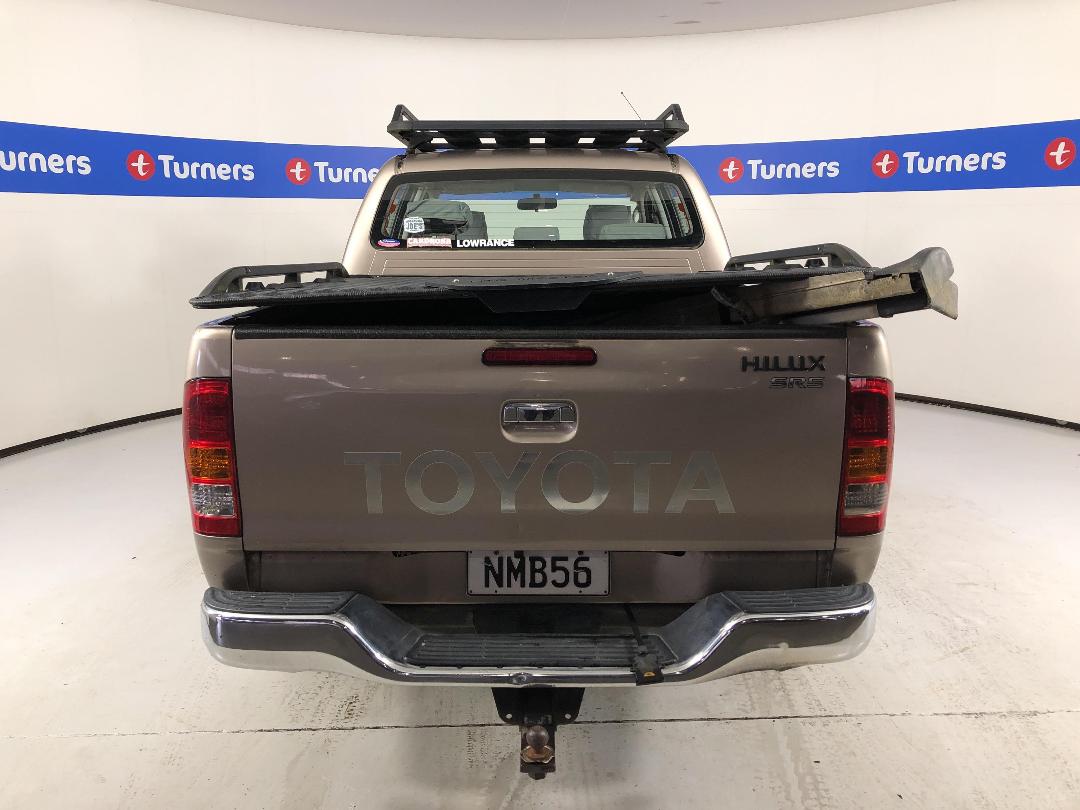 Photo '6' of Toyota Hilux