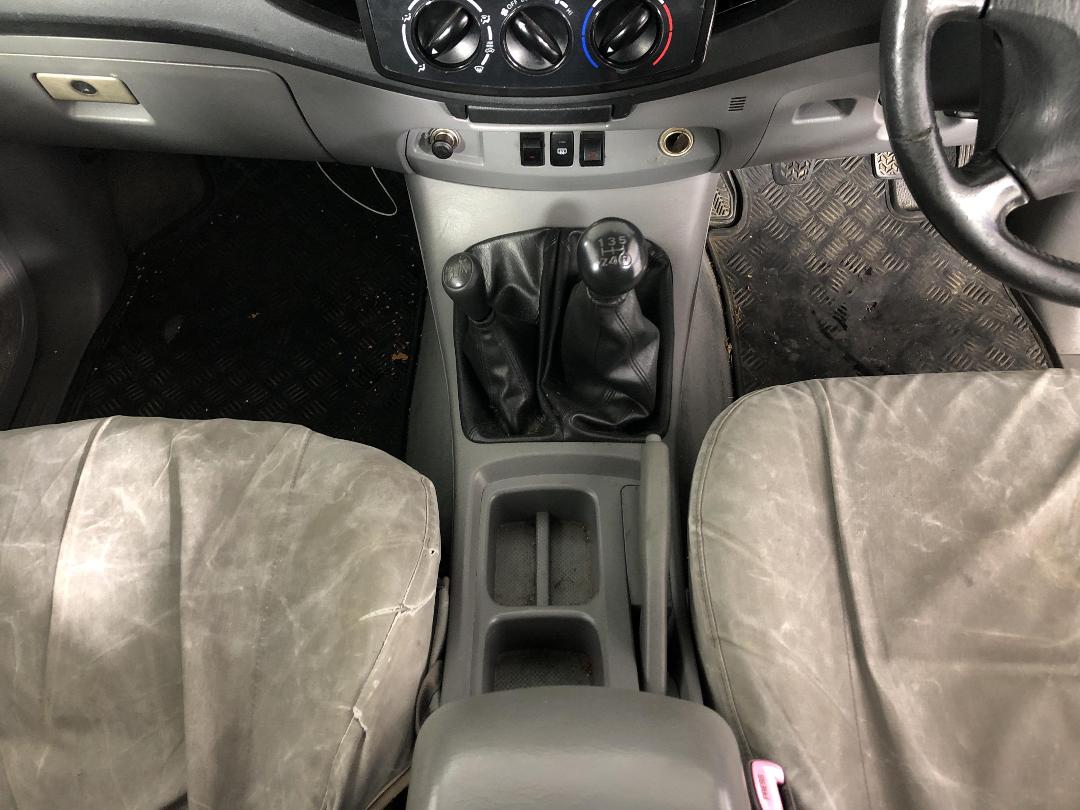 Photo '18' of Toyota Hilux