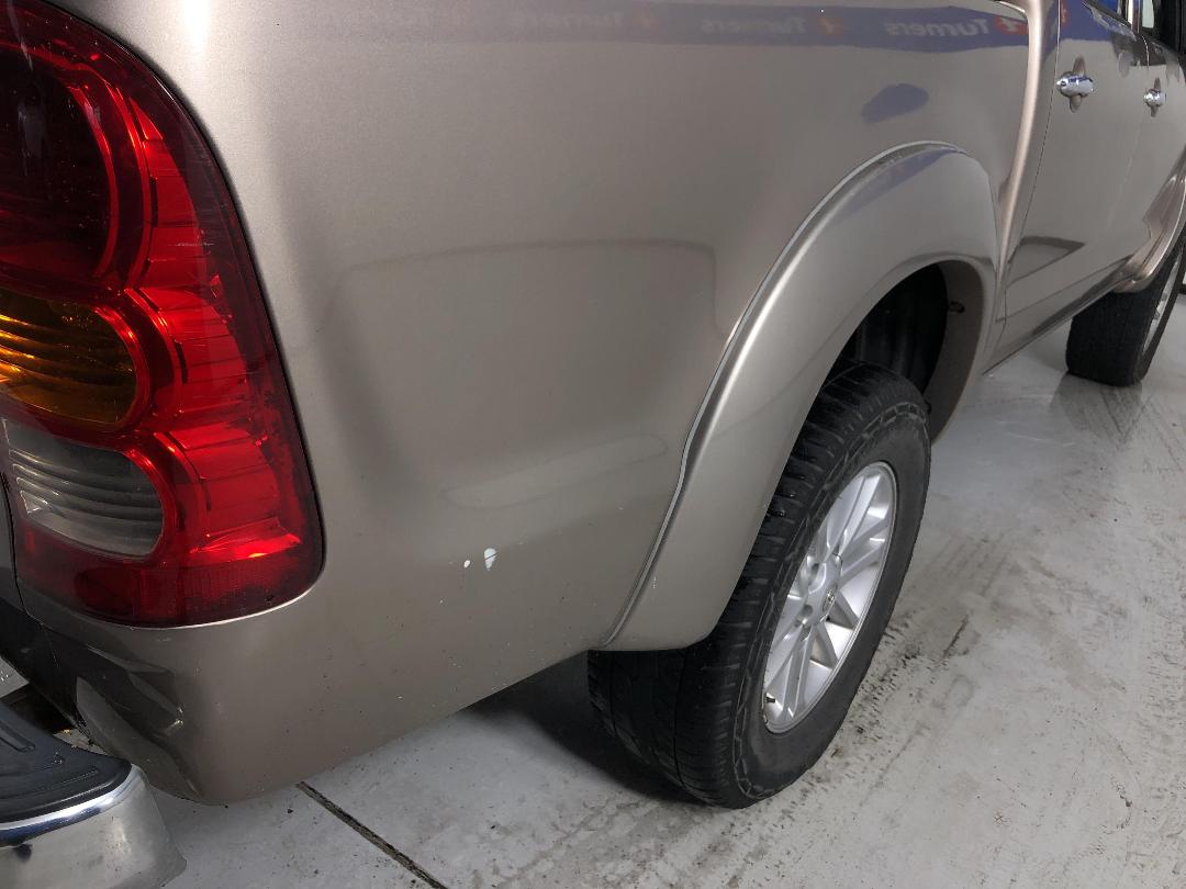 Photo '27' of Toyota Hilux