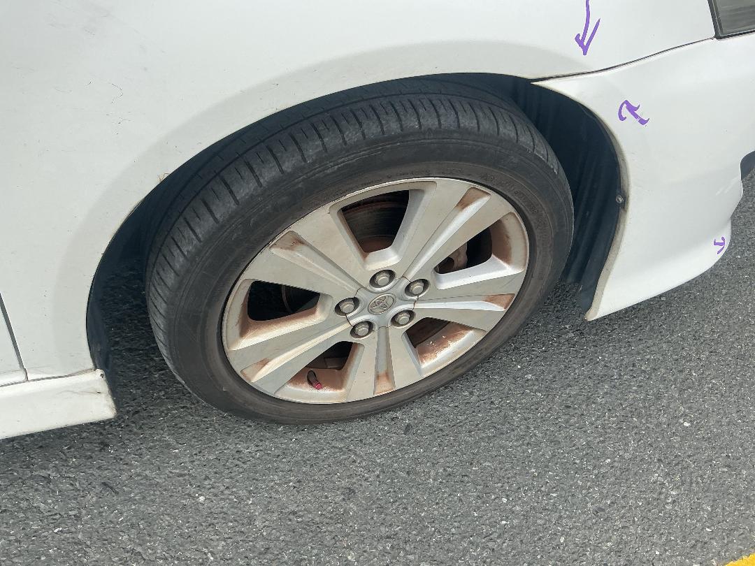 Photo '6' of Toyota Ipsum LTD