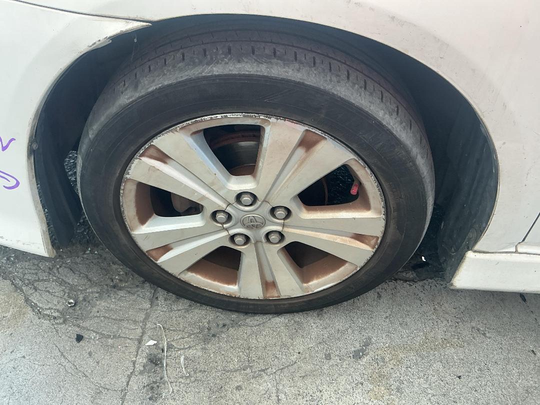 Photo '9' of Toyota Ipsum LTD