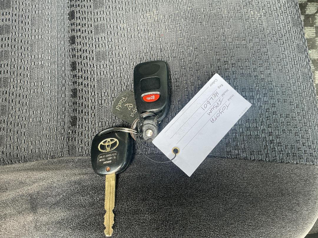 Photo '16' of Toyota Ipsum LTD